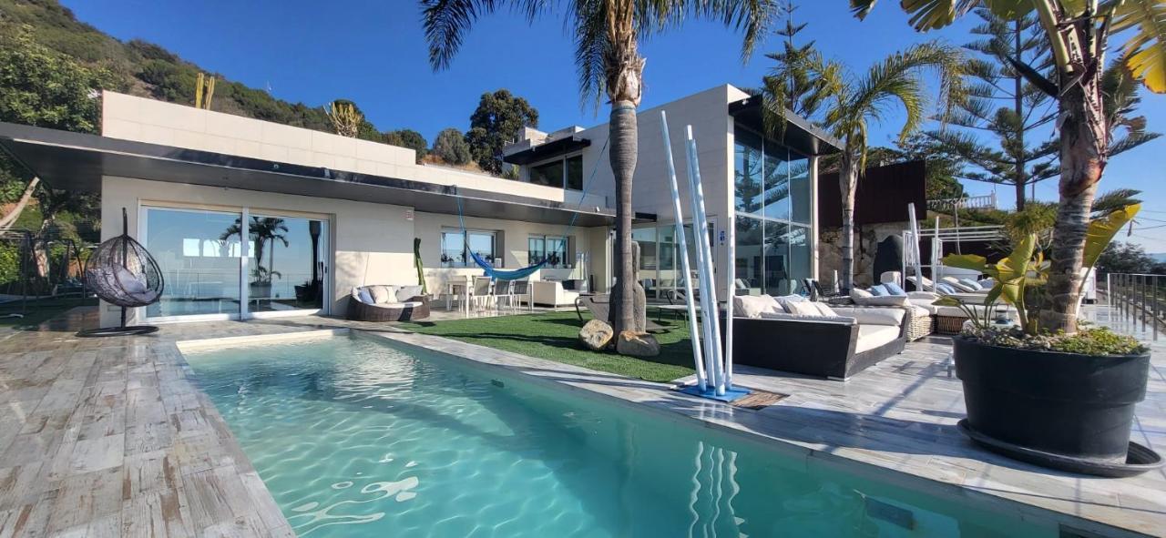 The Blue Barcelona Villa *